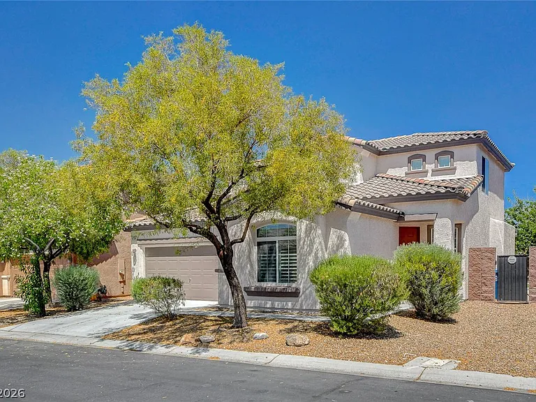 9734 Maspalomas St — Photo 2