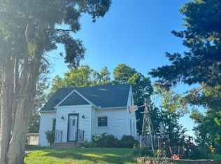 220 Green St W, Waterville, MN 56096