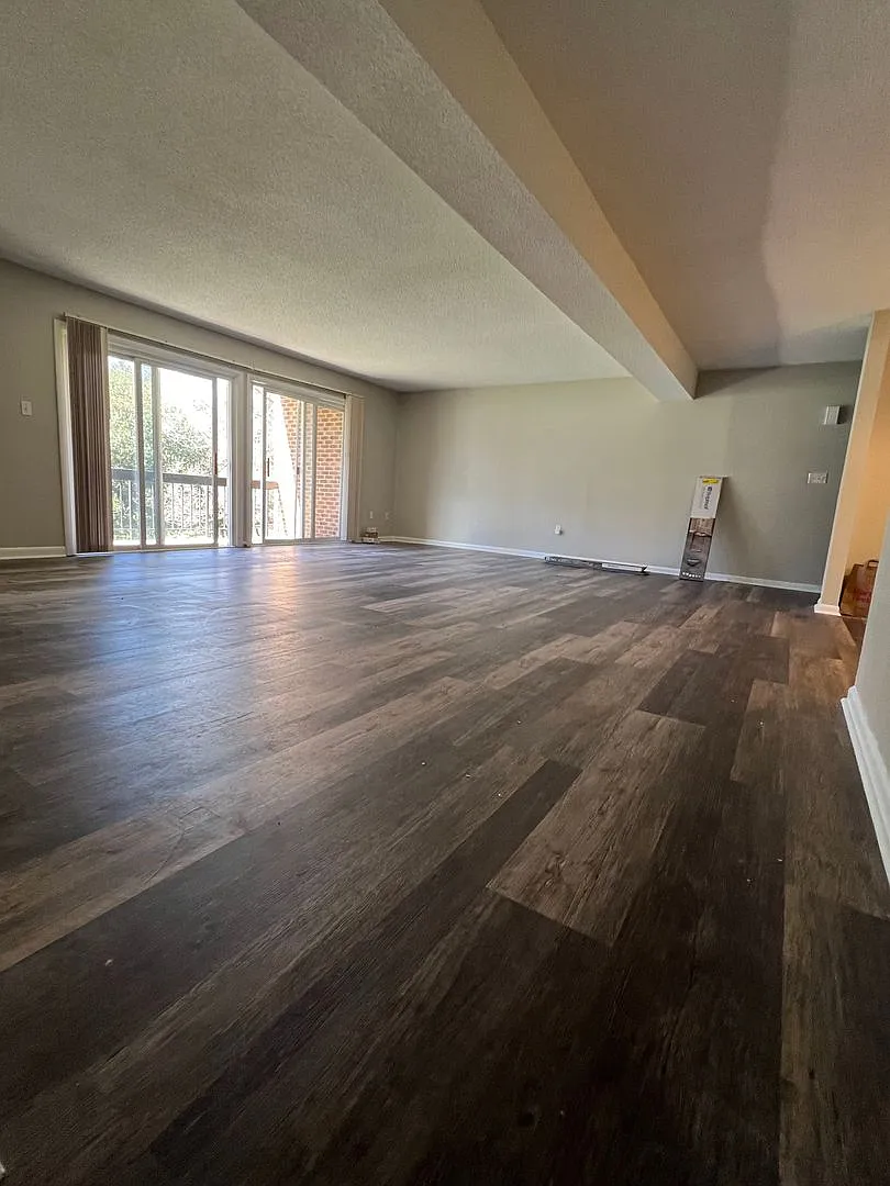 Remodeled Nw Raleigh 3 Bedroom Condo In Martinique--Swimming Pool- Updated Primary Bathroom — Photo 1