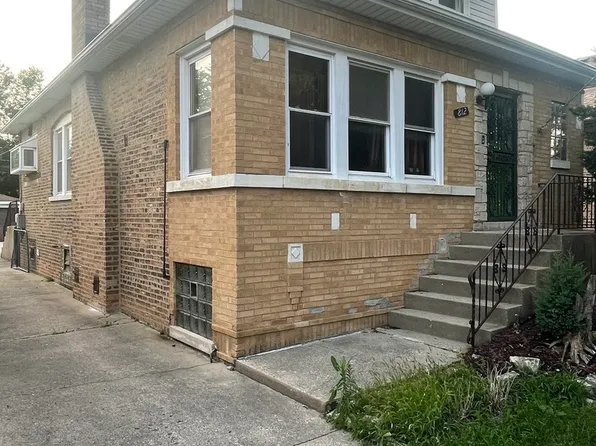 812 S 21st Ave, Maywood, IL 60153