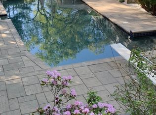 5 Old County Rd, Hingham, MA 02043