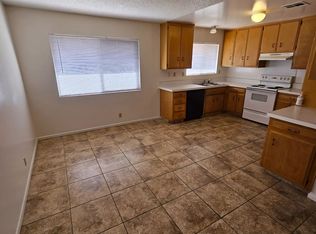 15740 Serrano Rd, Apple Valley, CA 92307