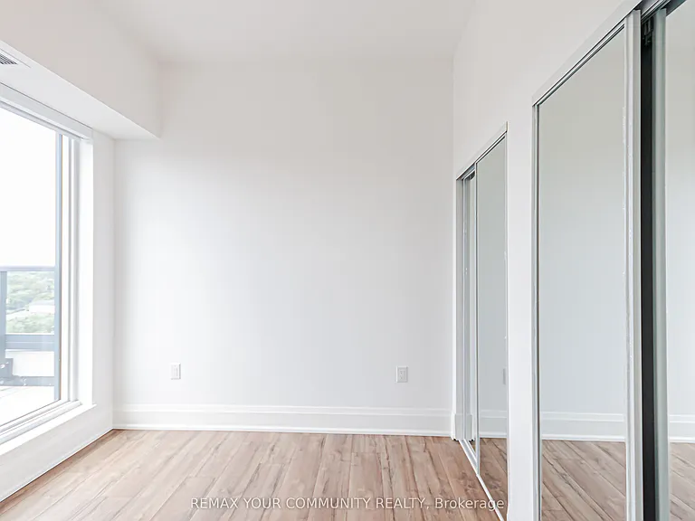 700 Sheppard Ave W #904 — Photo 20