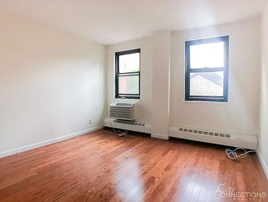 Rented by City Connections Realty | media 24