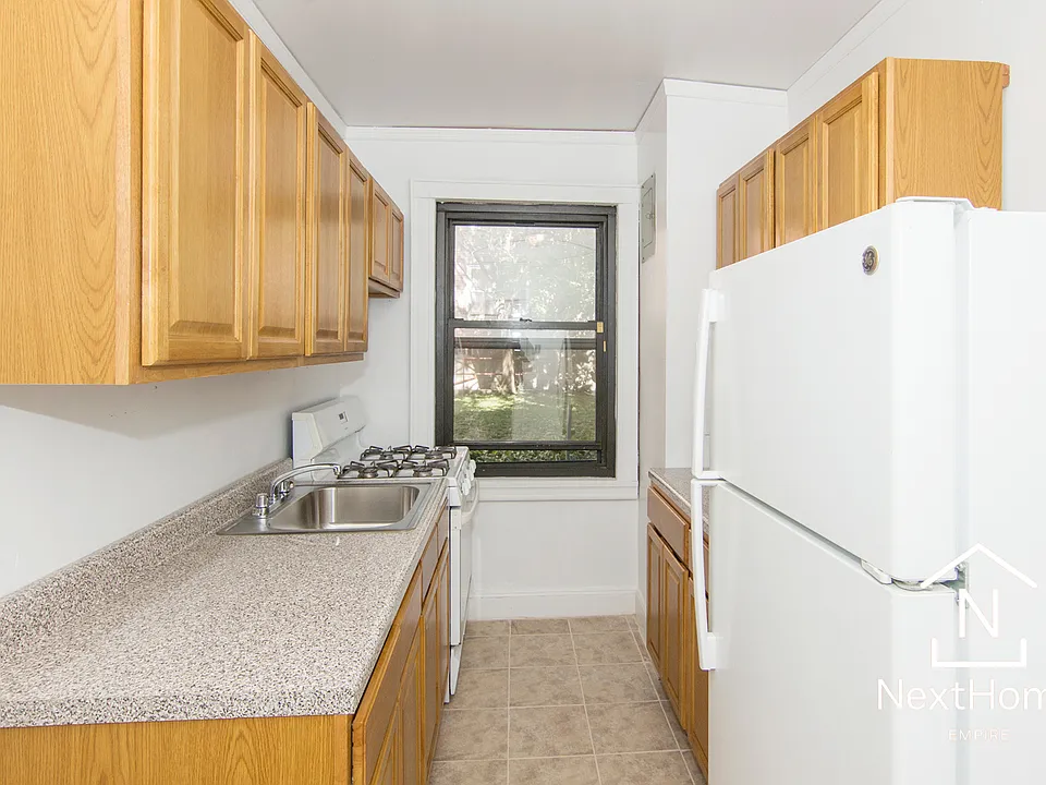 189-15 37th Ave #15H