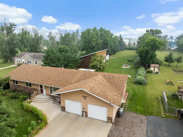 5825 11th Ave SE, Minot, ND 58701