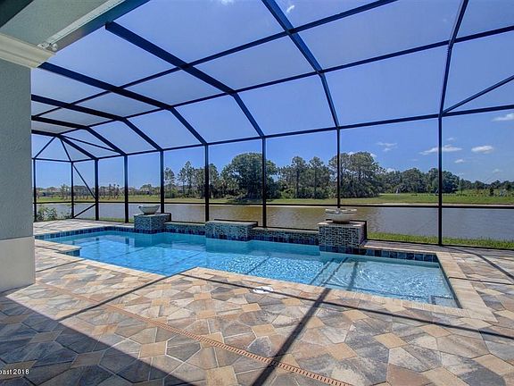 4th image of 8031 Barrosa Cir