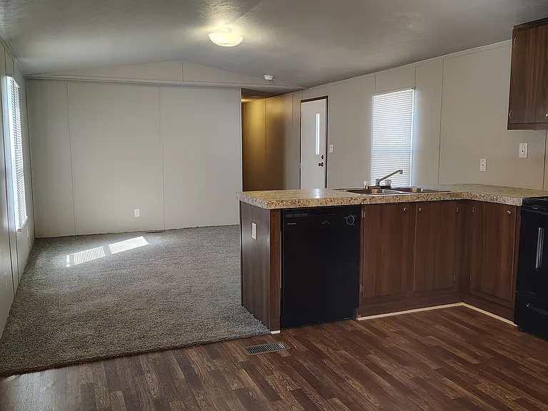 1009 Cherokee Trl — Photo 6