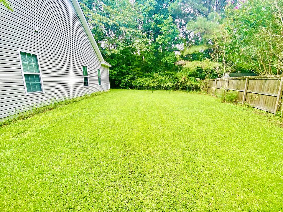 2nd image of 1190 Mount Pleasant Rd
