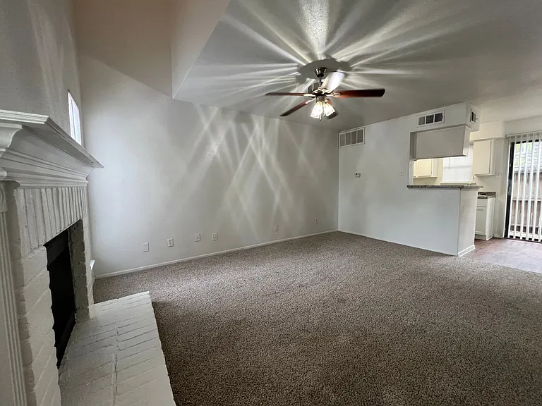 Cypresswood Crossing Apartments — Photo 12