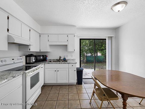 2nd image of 3135 S Lantana Way