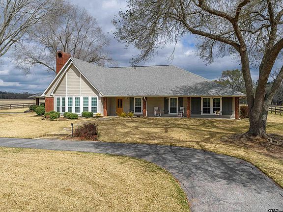 4th image of 839 Anderson County Rd #320