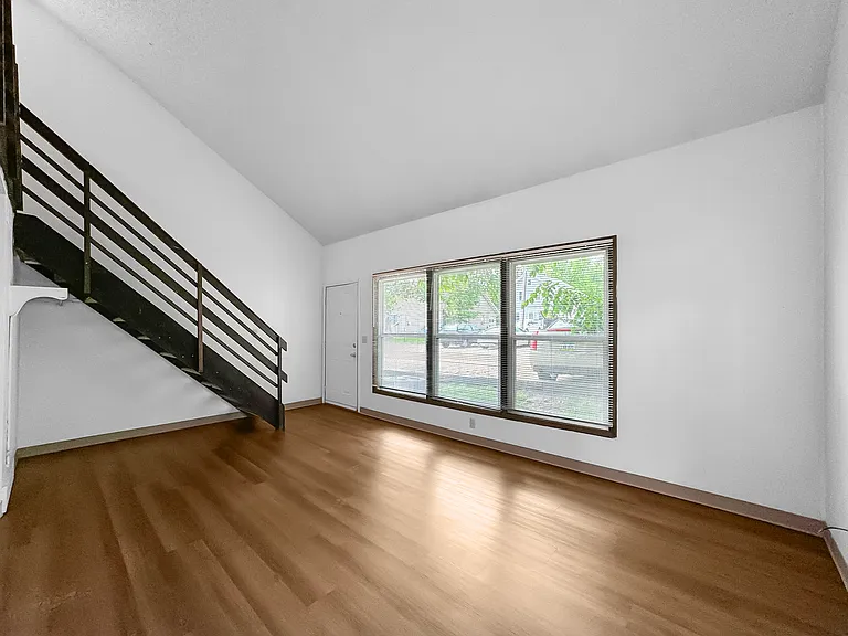 2317 Knapp St #2 — Photo 4