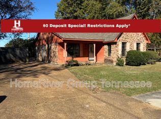 4955 Barkshire Dr, Memphis, TN 38141