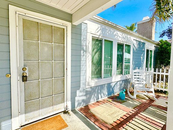 4th image of 741 Sunningdale Dr