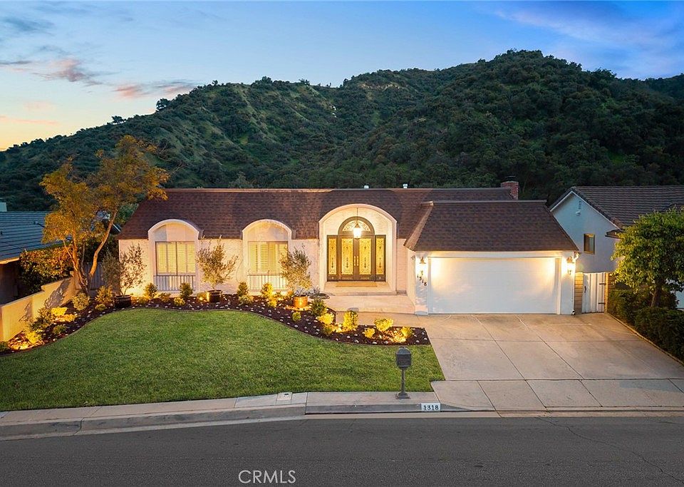 1st image of 1318 J Lee Cir