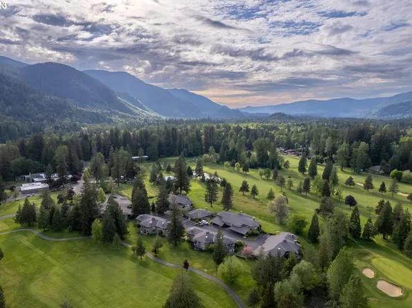 68660 E Fairway Estates Rd, Welches, OR 97067