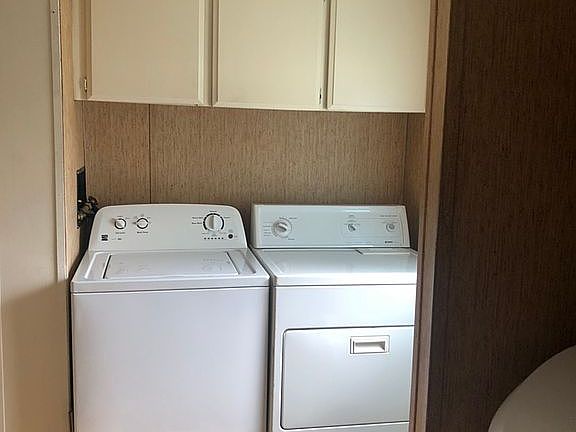 5th image of 112 Lyndon Cir