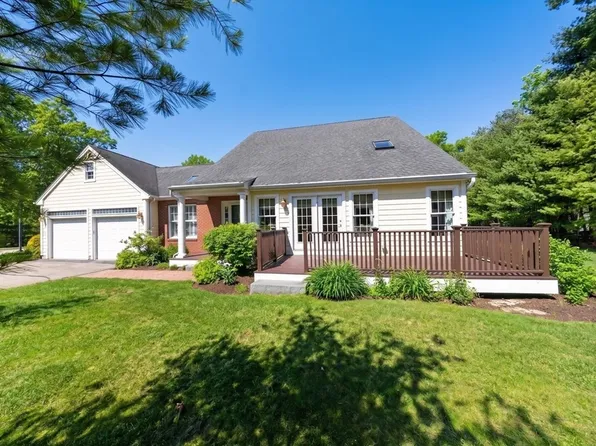 197 Juniper Ln Unit 197, Hanover, MA 02339