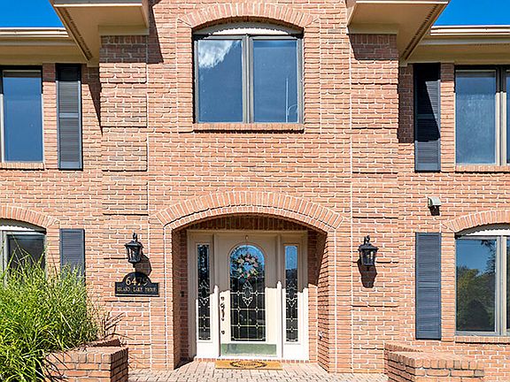 3rd image of 6479 Island Lake Dr