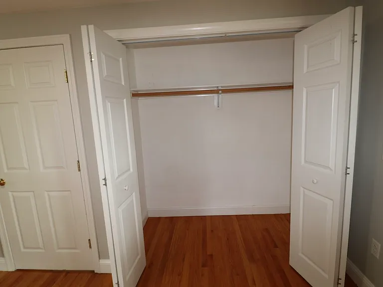 329 Bridge St — Photo 34