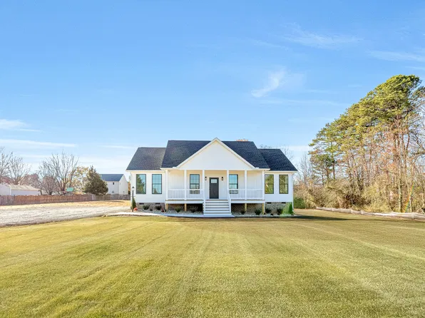 8003 Walnut Grove Rd, Mechanicsville, VA 23111