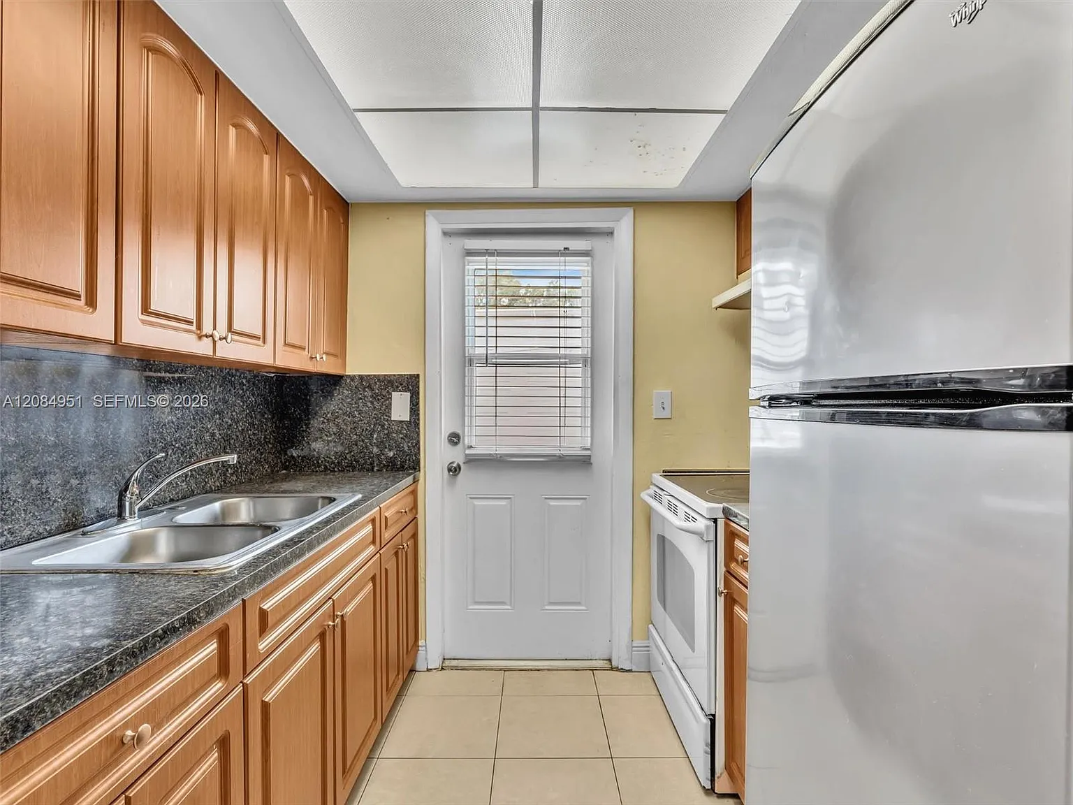 1 bed, 1.0 bath, 24647 sqft, $1,400 — Photo 1