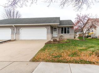 944 Streblow St, Onalaska, WI 54650