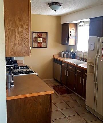 3rd image of 2607 Lazy Oaks Dr