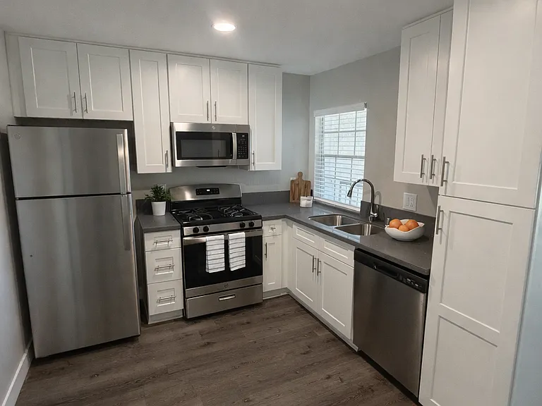 Scripps Landing Apartment Homes — Photo 51