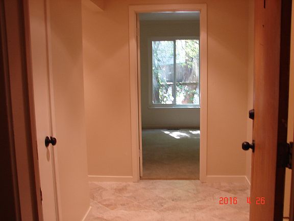 3rd image of 191 Throckmorton Ave APT 1B