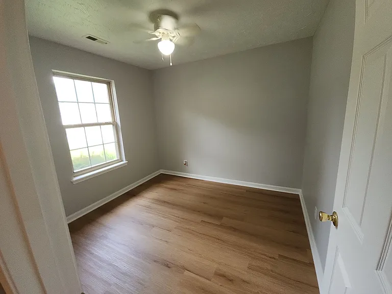 405 Parker Pl — Photo 22
