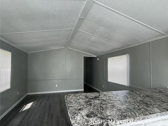 3rd image of 8509 N Selkirk Dr