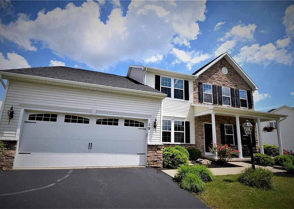 1st image of 19 Chriswell Ln