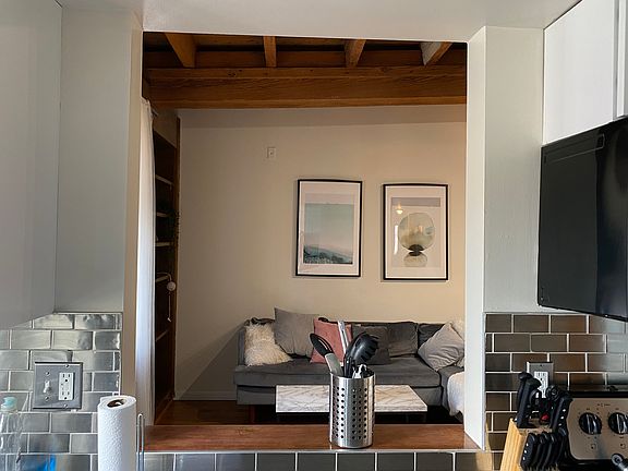 5th image of 225 Arch St APT 54