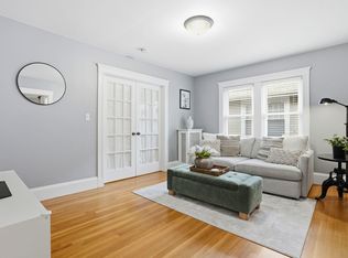 32 Eddy St UNIT 3, Waltham, MA 02453