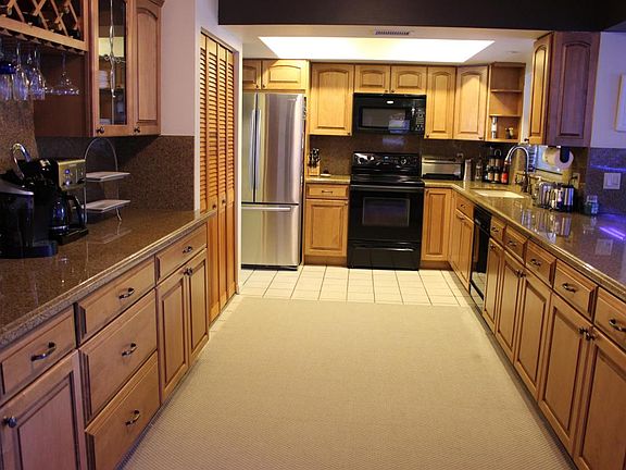 Home For Sale In Crystal Heights