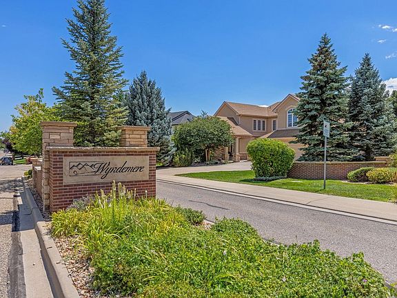 2nd image of 1001 Wyndemere Cir