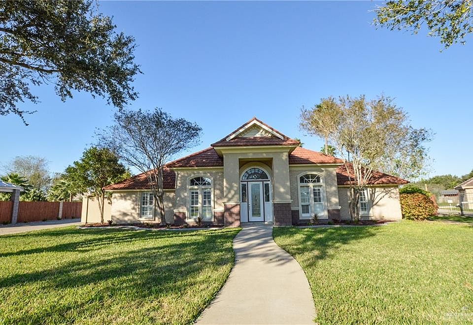 1st image of 2019 Fair Oaks Dr