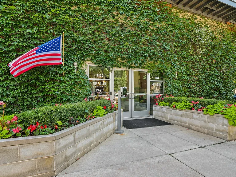 City Green Exterior