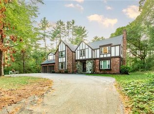 6 Running Stream Rd, Rehoboth, MA 02769