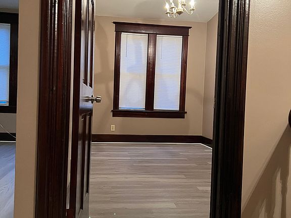 4th image of 455 Myrtle Ave #2
