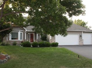 6015 Jonquil Ln N, Plymouth, MN 55442