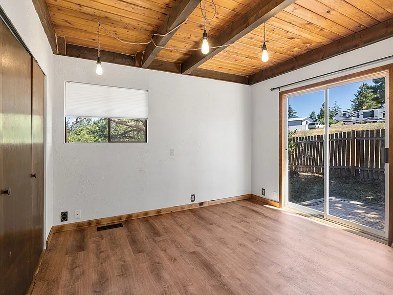 250 Morrison Canyon Ln — Photo 12