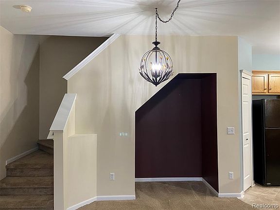 5th image of 4108 Addington Dr