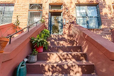 Rented by MySpaceNYC