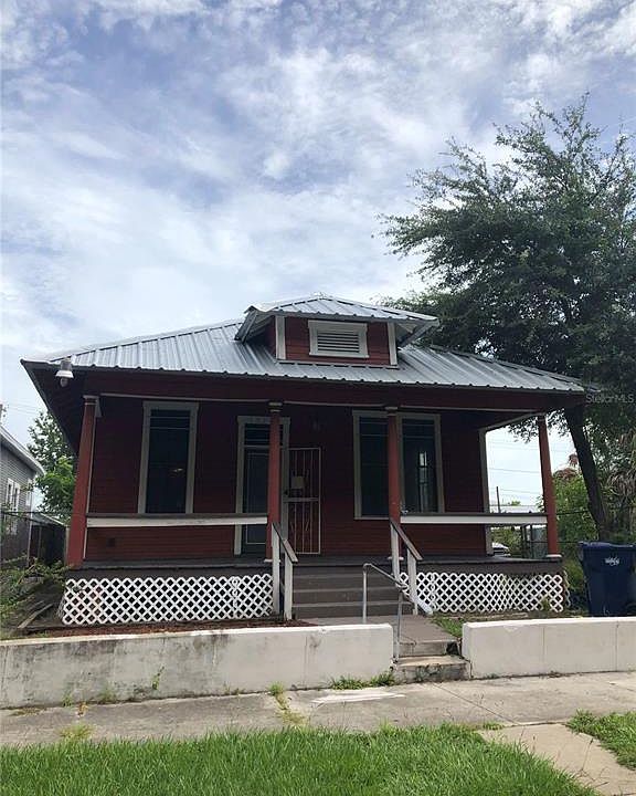 1st image of 1512 E 18TH AVENUE