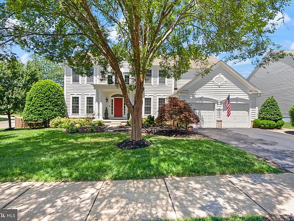 2nd image of 6450 Whites Mill Ln