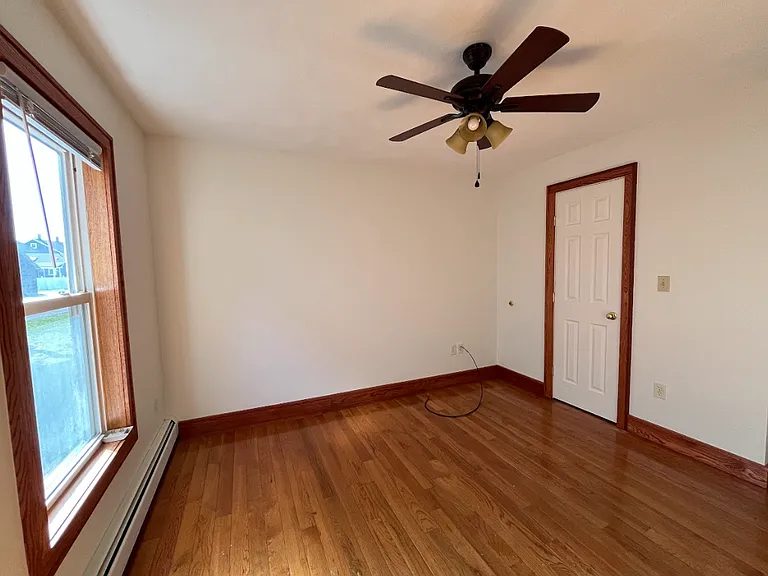 25 Greenman Ave #1 — Photo 7