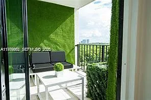 2903 N Miami Beach Blvd #903 — Photo 12